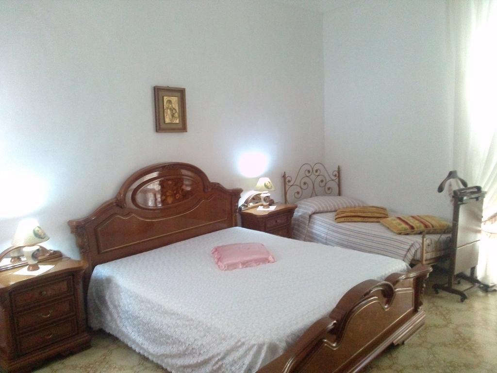 Villa Casa Leone Noto Zimmer foto